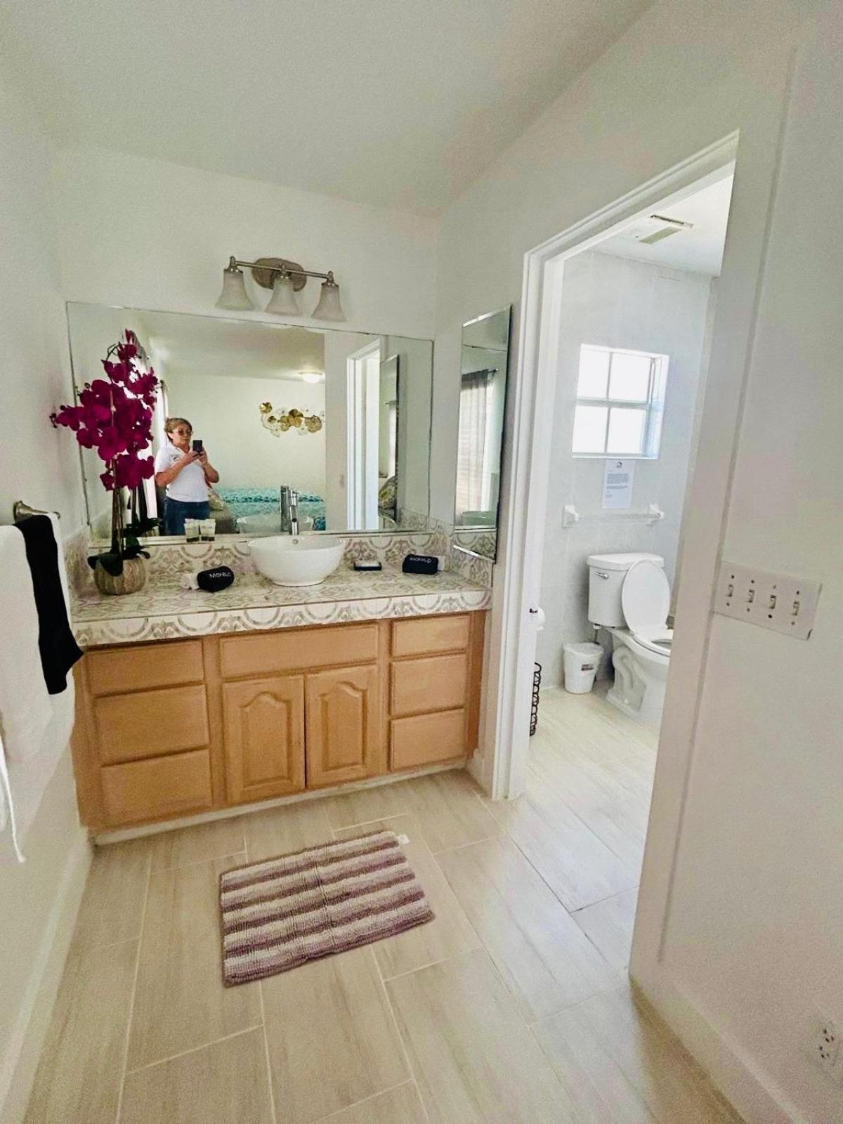 Mi Casa Es Tu Casa, Midtown #2 Leilighet Tampa Eksteriør bilde